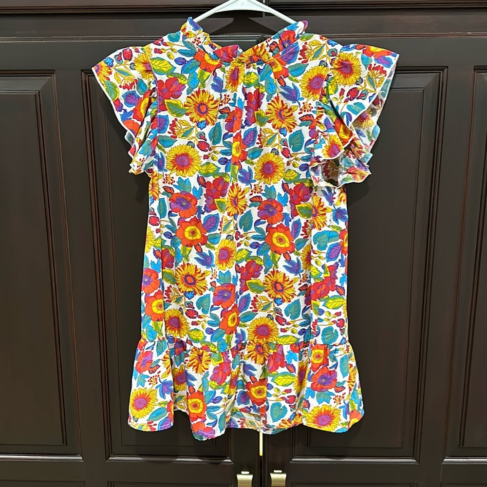 Small top never worn with tags